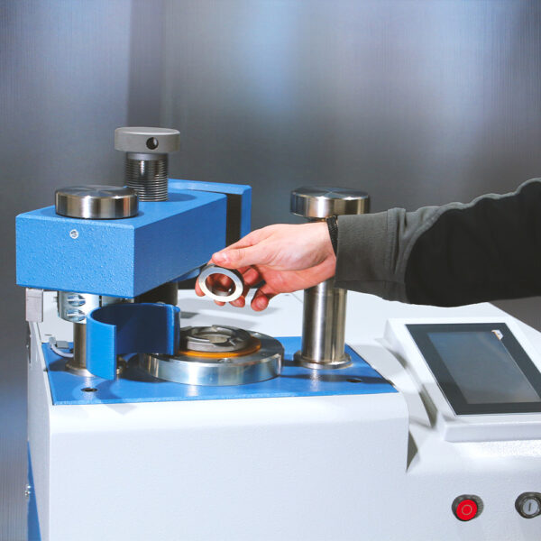HTP: Prensa de pellets semiautomática - Image 3